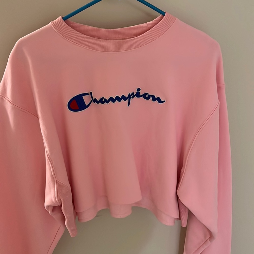 Reverse Weave Cropped Champion Crewneck